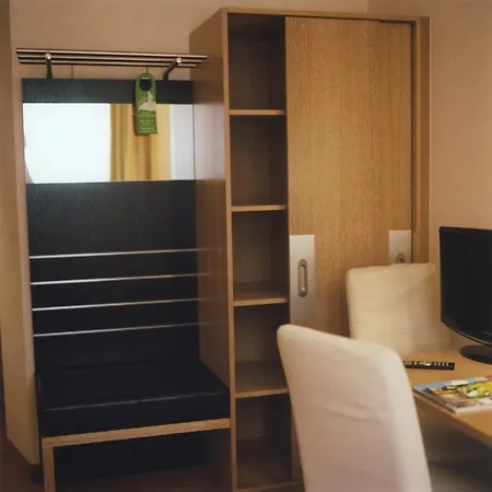 Jedermann 3* Munich
