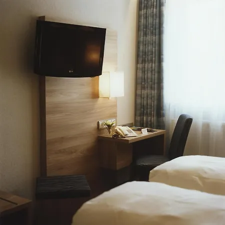 Jedermann Otel Münih