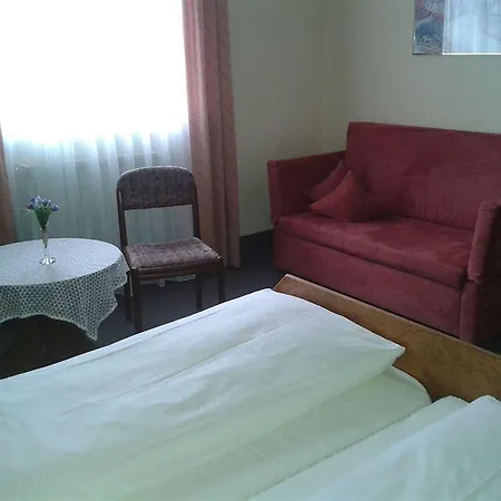 Otel Jedermann Münih