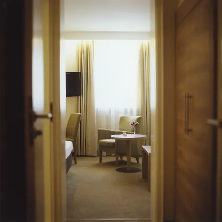 Jedermann Szálloda 3*