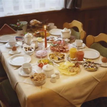 Jedermann Otel Münih
