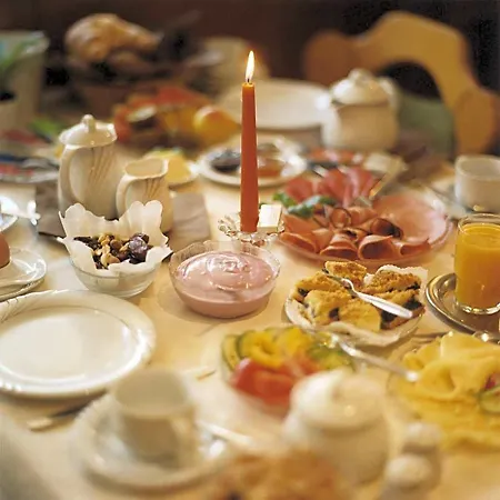 Otel Jedermann Münih