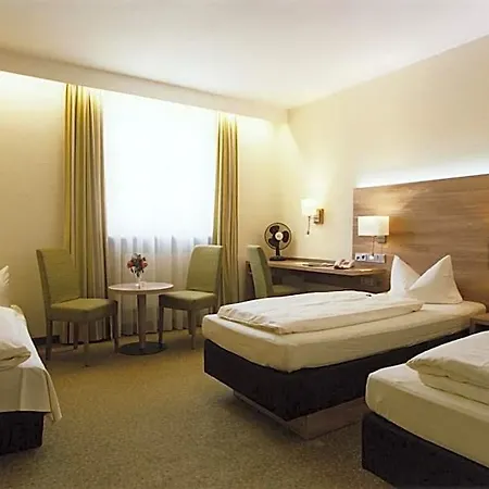 Jedermann 3* Munique